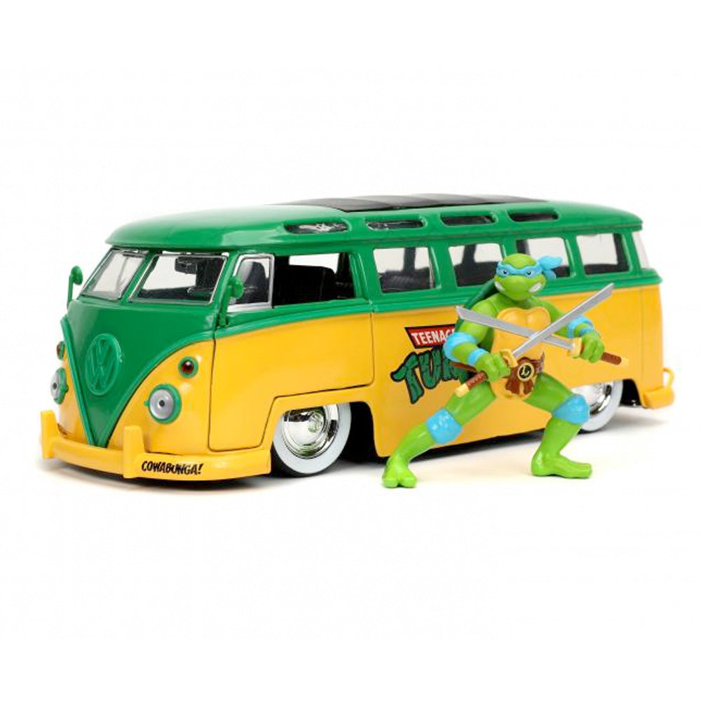 Turtles Leonardo 1962 VW Bus 1:24, ca. 18 cm inkl. Die-Cast Figur Leonardo goobee